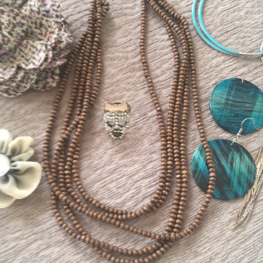 Jewelry bundle - Picture 4 of 4